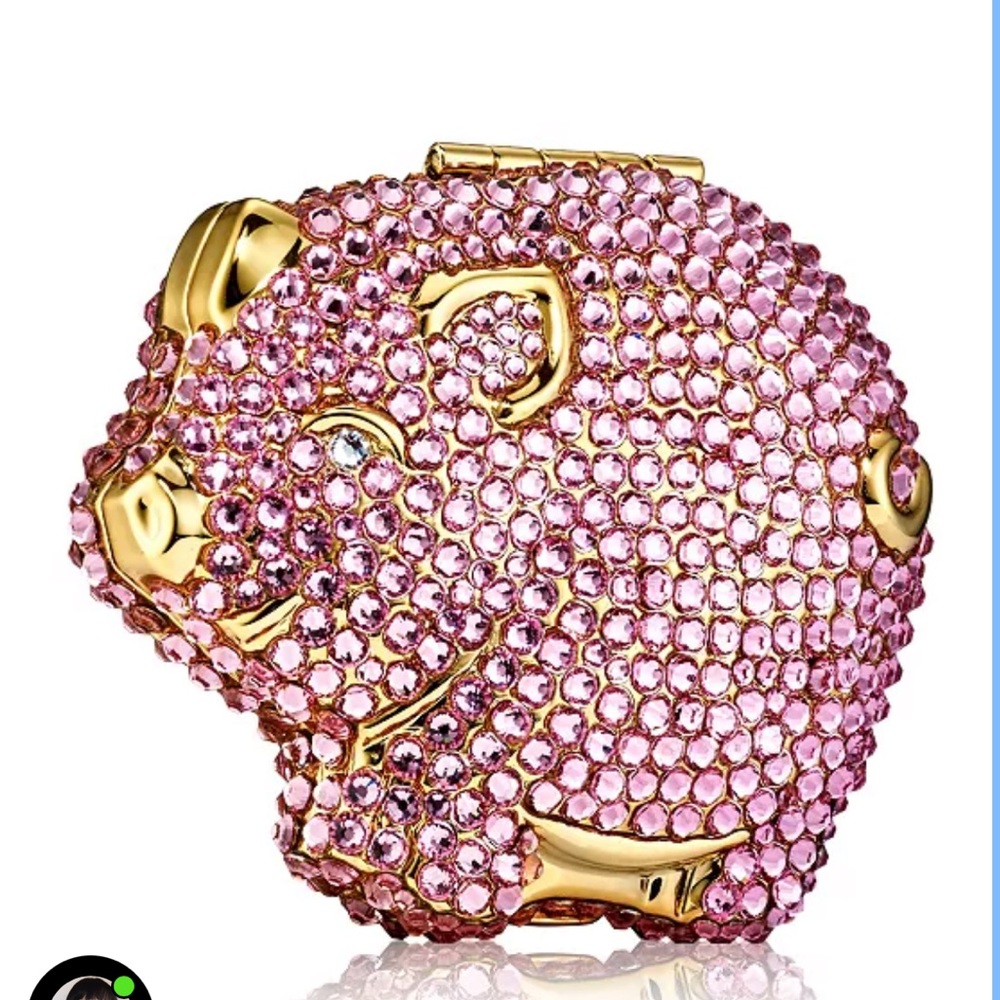 Estée Lauder Country Chic Compact Collection: Precious Pig